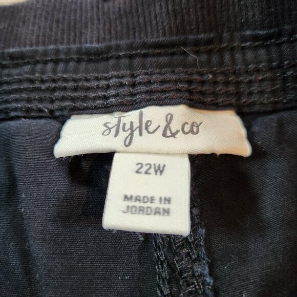 Style & Co Women 22W Black Cargo Capri Pants Bungee Hem Stretch Plus Size - Picture 2 of 9